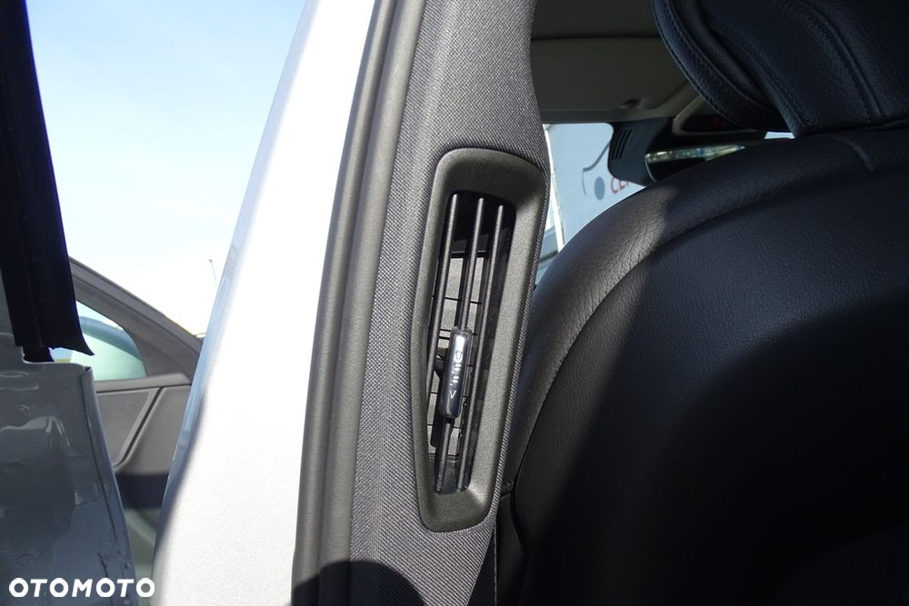 Volvo V60 T4 Geartronic Momentum - 24