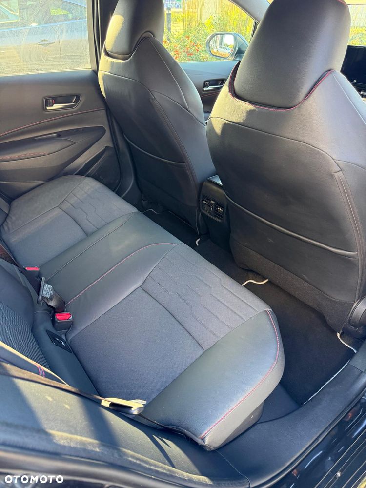 Toyota Corolla 2.0 Hybrid Executive - 20