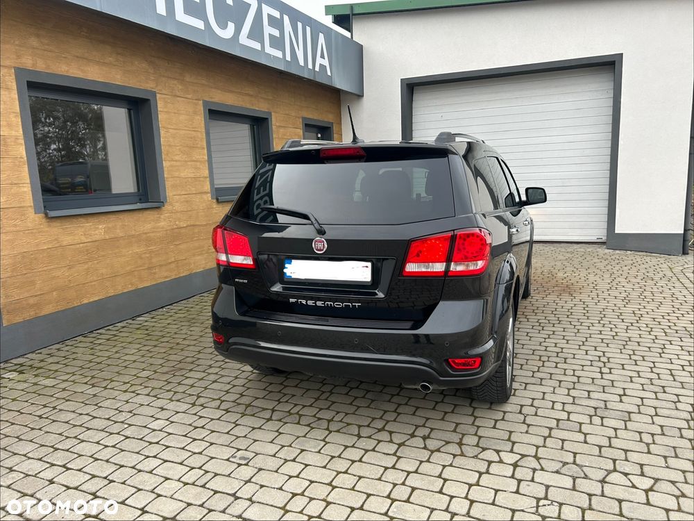 Fiat Freemont 2.0 Multijet Lounge AWD - 24