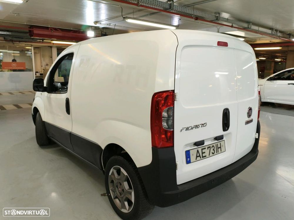 Fiat FIORINO 1.3 M-jet Adventure com 1GD - 2