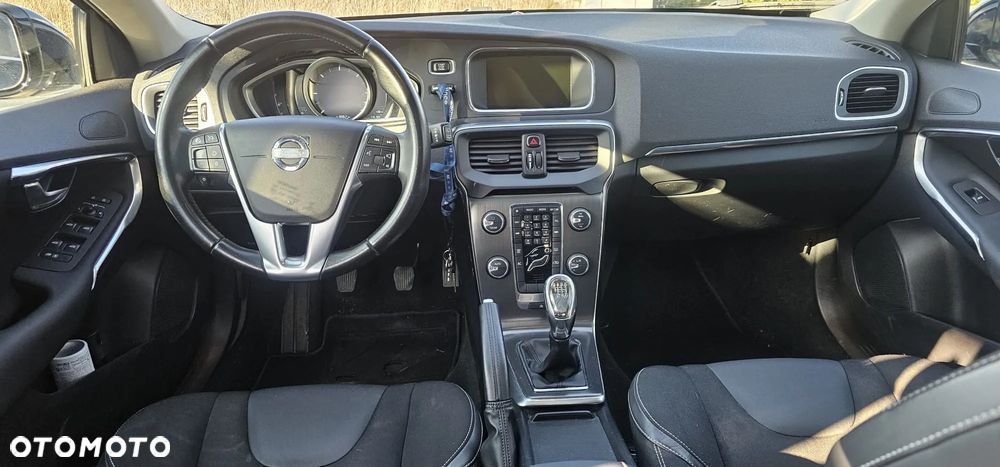 Volvo V40 - 17