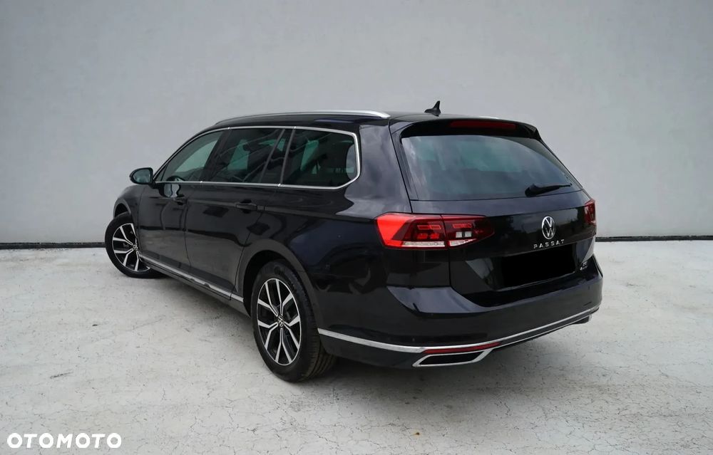 Volkswagen Passat 2.0 TDI 4Mot Elegance DSG - 3