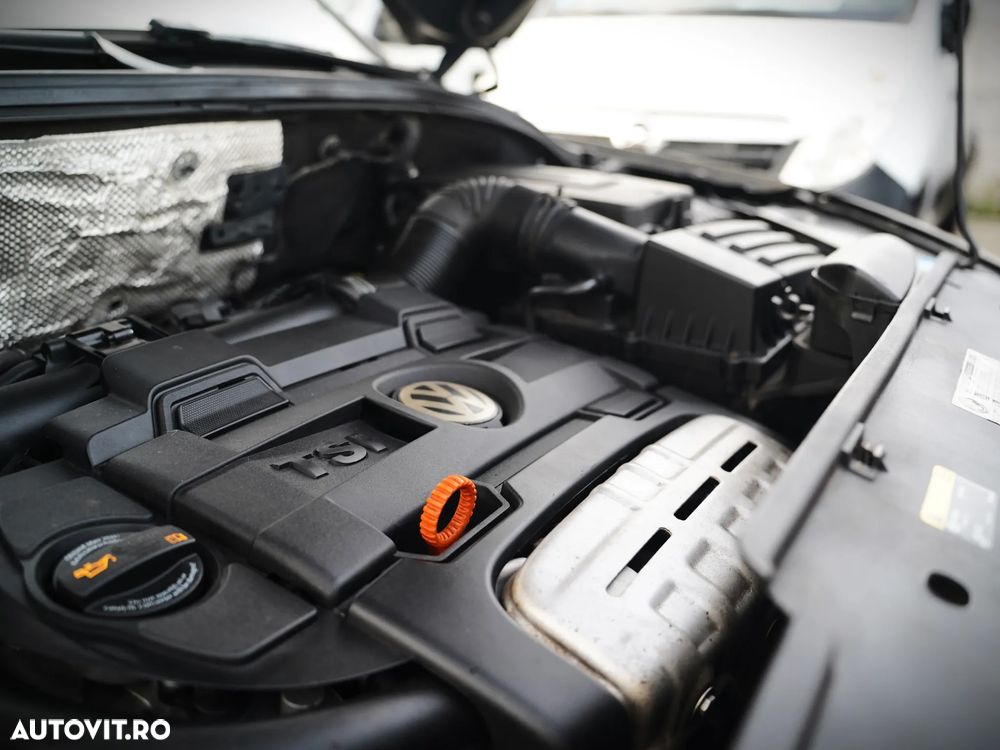 Volkswagen Tiguan - 35