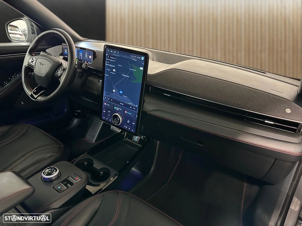 Ford Mustang Mach-E AWD PREMIUM - 9