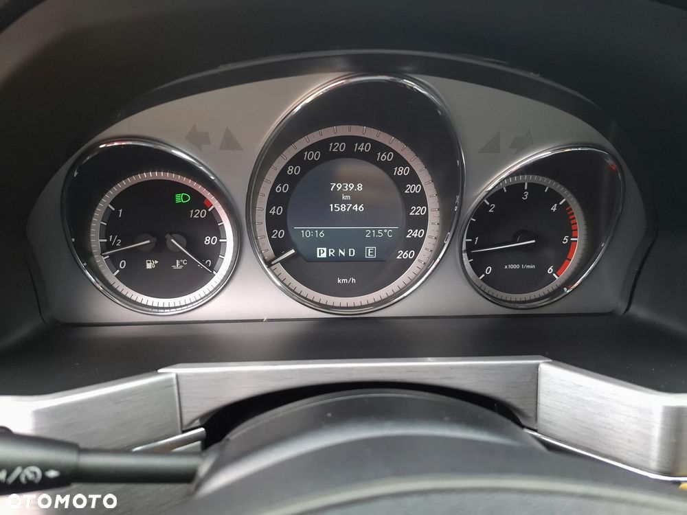Mercedes-Benz GLK 220 CDI DPF 4Matic BlueEFFICIENCY 7G-TRONIC - 13