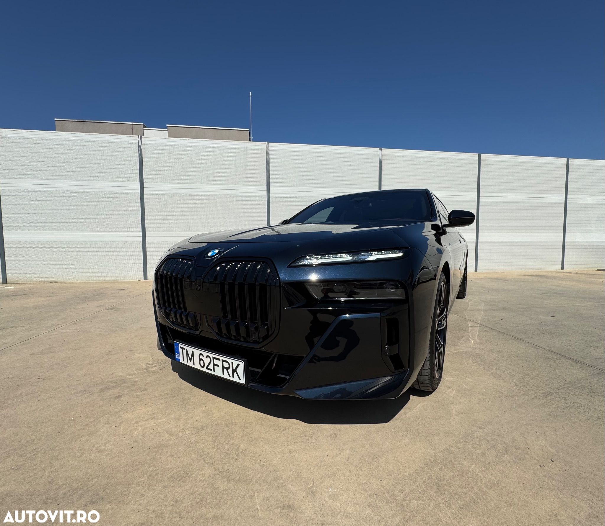 BMW Seria 7 740d xDrive MHEV - 1