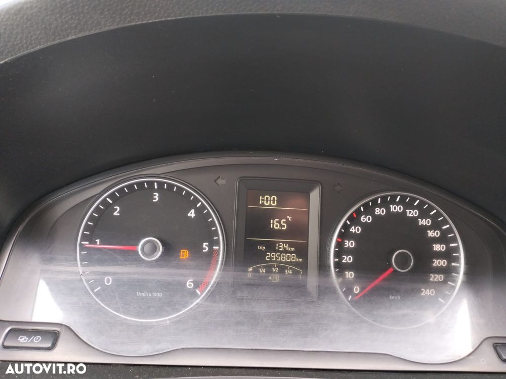 Volkswagen Transporter DOKA 6 Locuri - 13