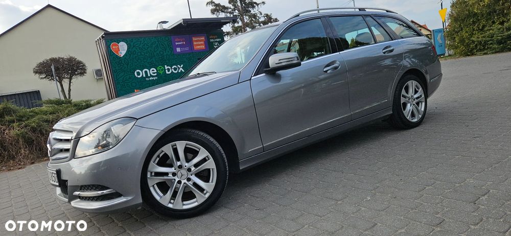 Mercedes-Benz Klasa C 180 Kompressor Automatik BlueEFFICIENCY Avantgarde - 11