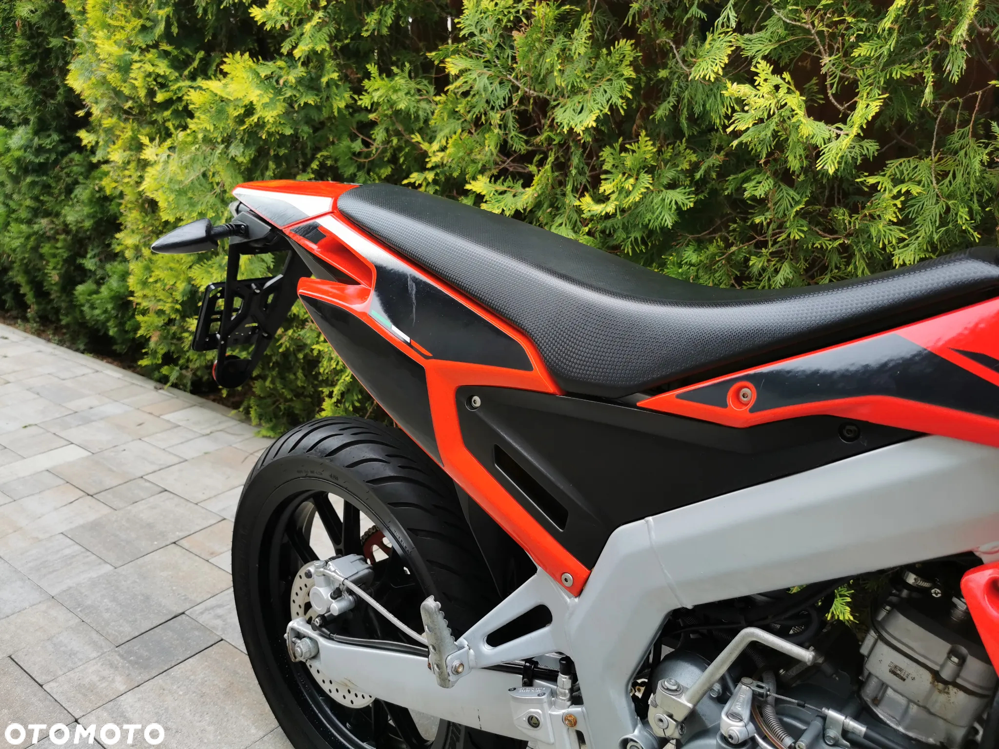 Aprilia SX - 16