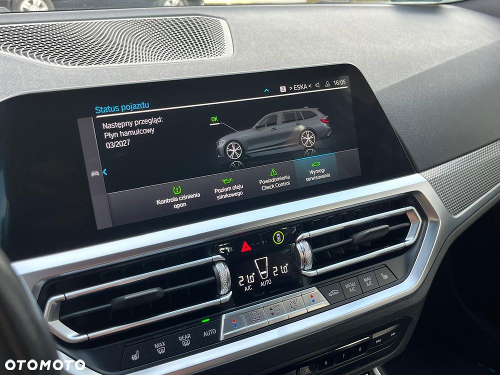 BMW Seria 3 330e PHEV M Sport - 38