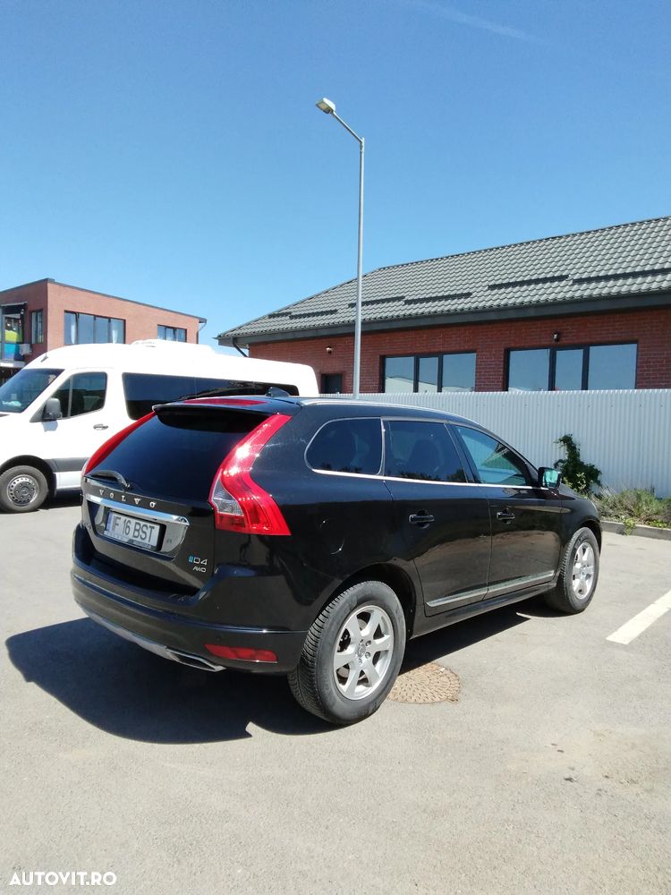 Volvo XC 60 D4AWD Kinetic - 5