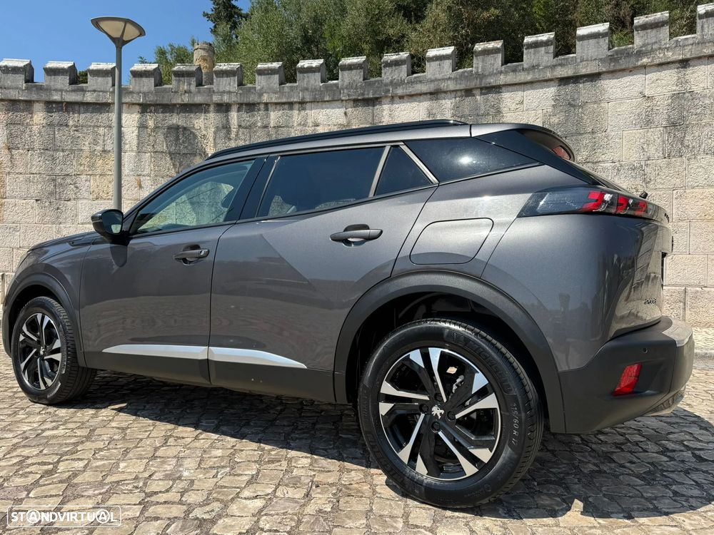 Peugeot 2008 PureTech 130 Allure - 4