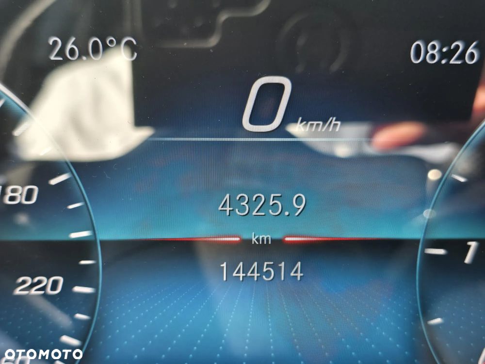 Mercedes-Benz CLS 300 d 4-Matic Avantgarde - 14