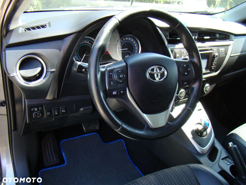 Toyota Auris - 19