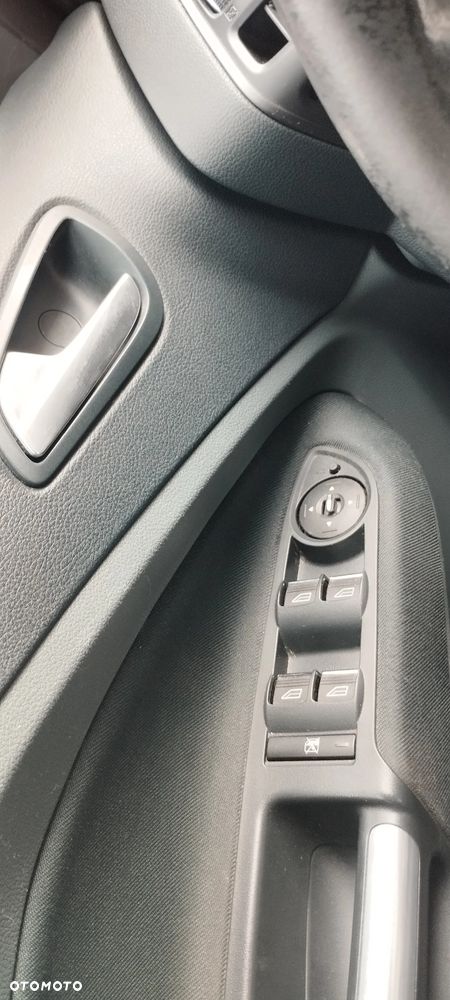 Ford C-MAX 2.0 TDCi Champions Edition - 13