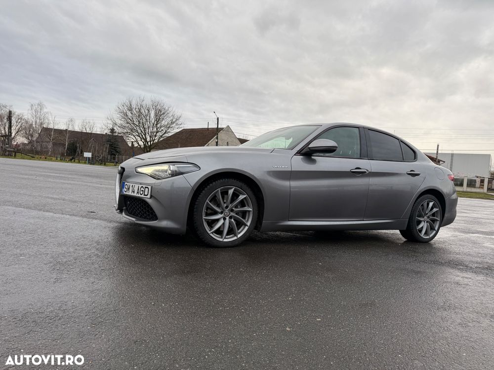 Alfa Romeo Giulia 2.2 AT8-Q4 Veloce - 2