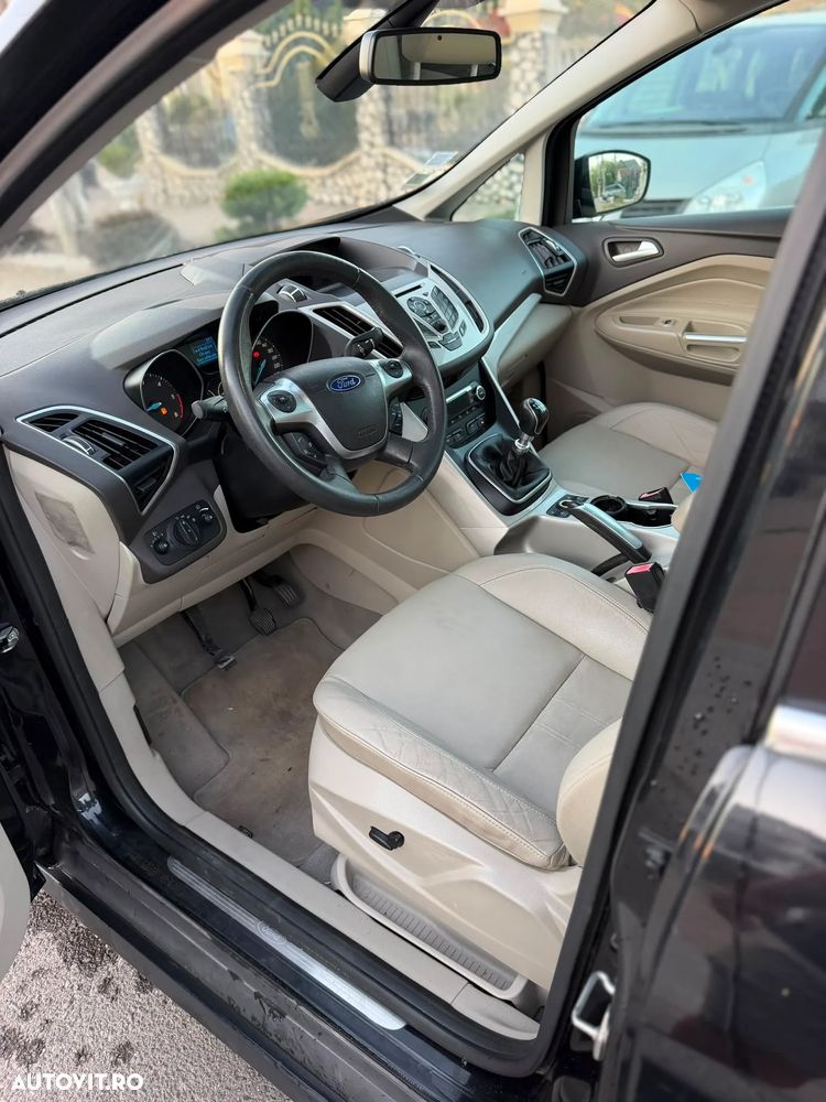 Ford C-Max - 6