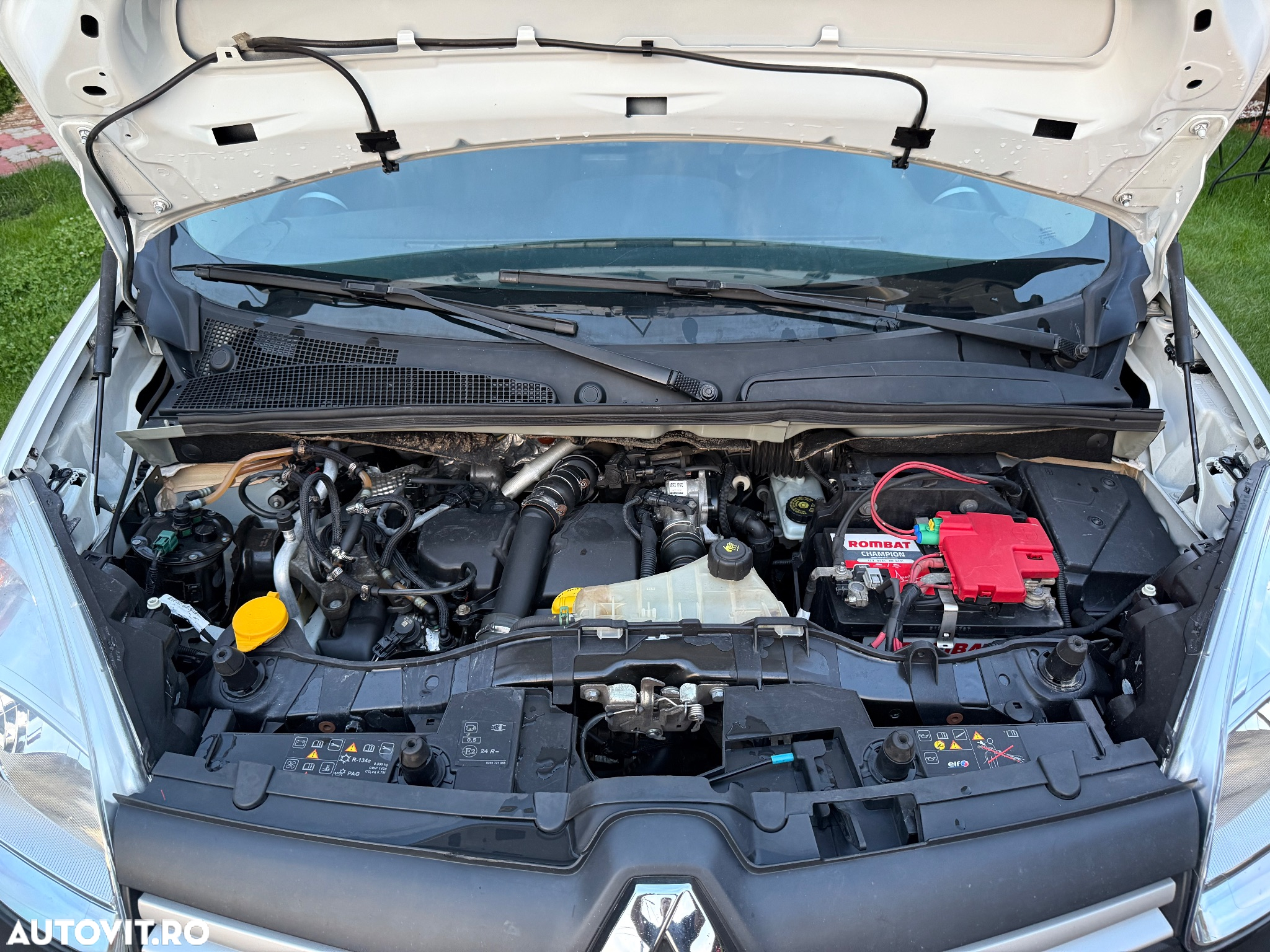 Volkswagen Caddy - 14