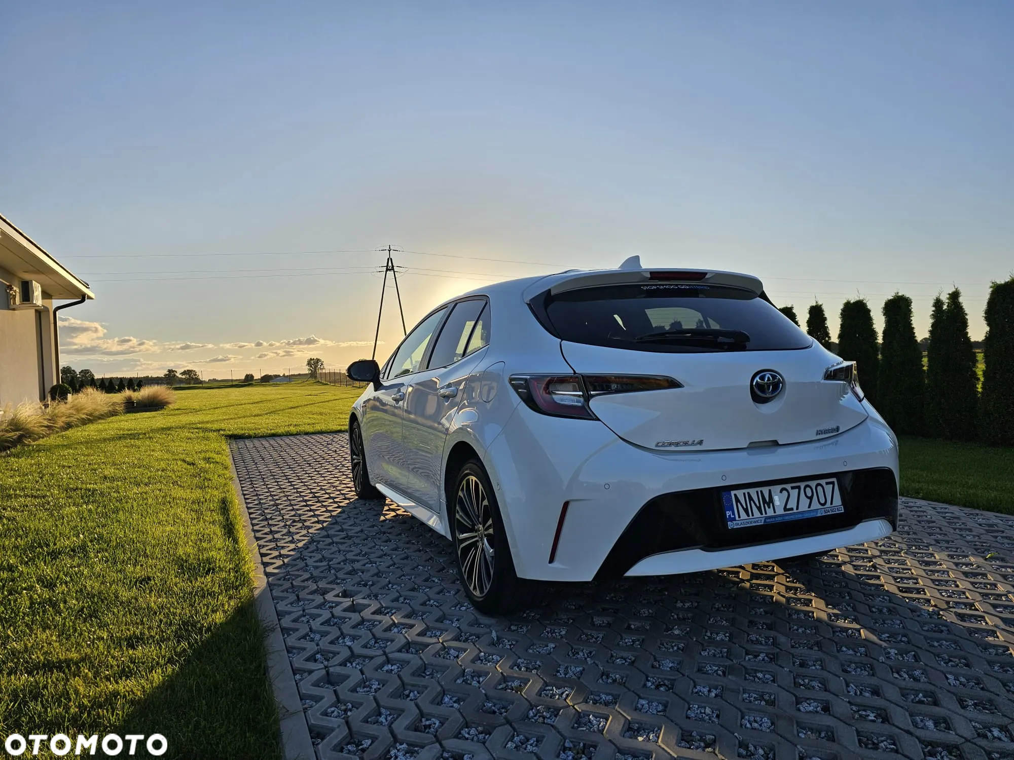 Toyota Corolla 1.8 Hybrid Comfort - 2