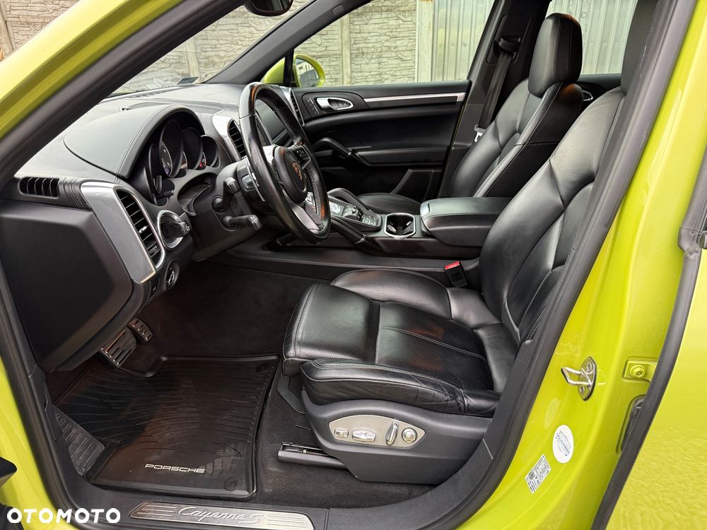 Porsche Cayenne S Diesel - 25