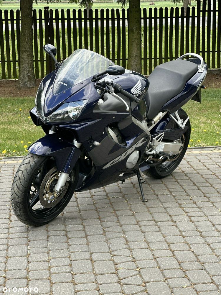 Honda CBR - 6