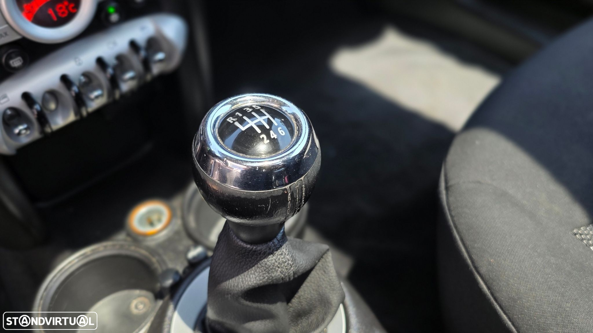 MINI 3 Portas Cooper D - 33