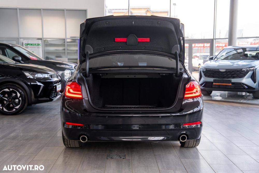 BMW Seria 5 520d xDrive Aut. - 15