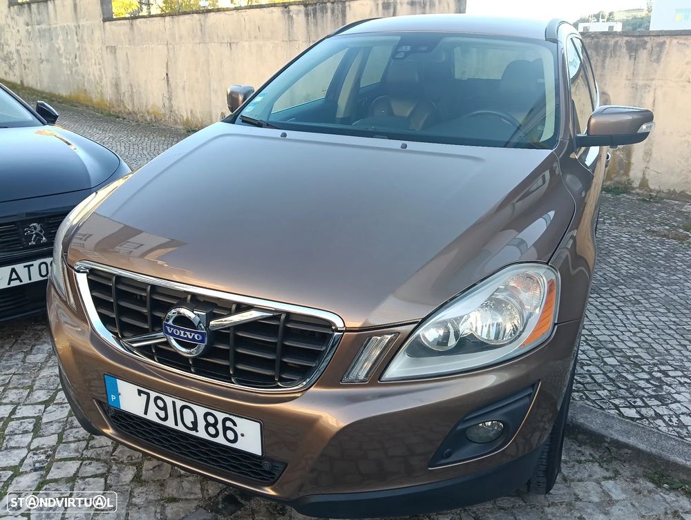 Volvo XC 60 D5 Momentum - 6