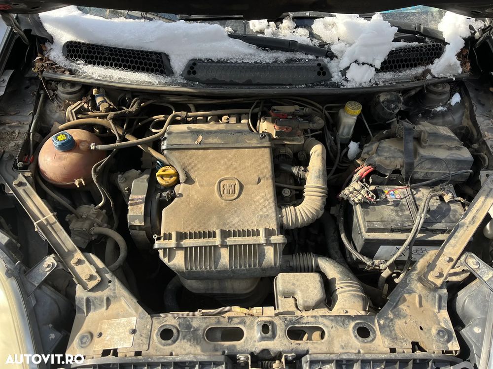 Dezmembrez Fiat  Bravo 2 bej auriu benzina 2007 - 9