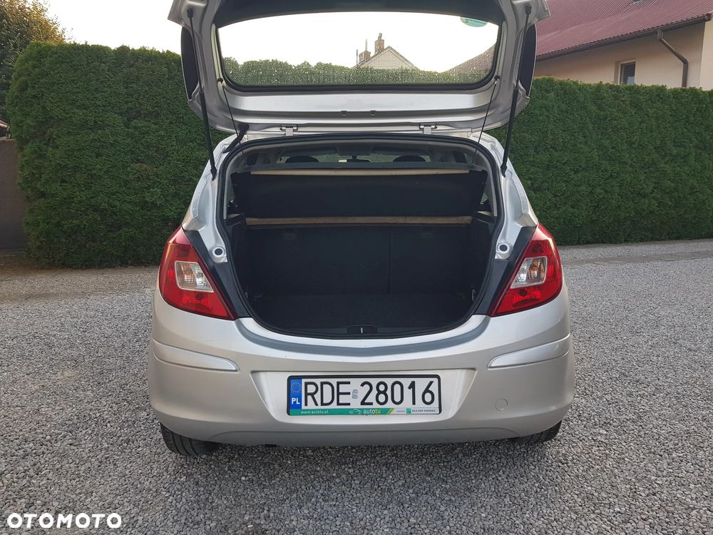 Opel Corsa - 21