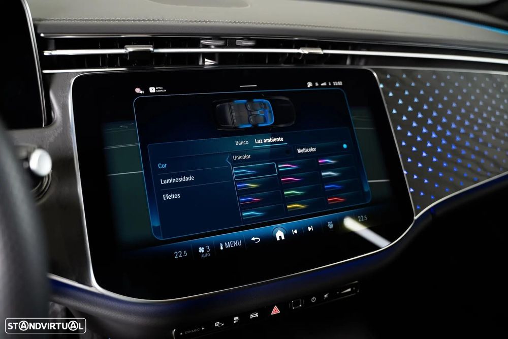 Mercedes-Benz E 300 e Station - 38
