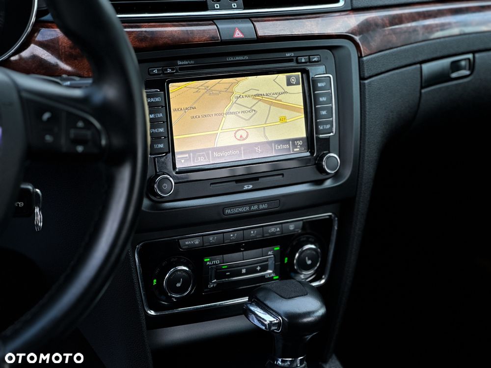 Skoda Superb 2.0 TDI DSG Exclusive - 31