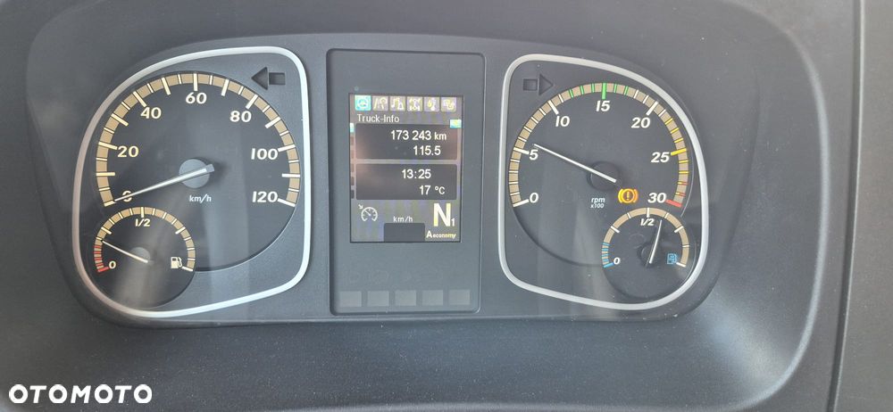 Mercedes-Benz ATEGO 1327 - 11