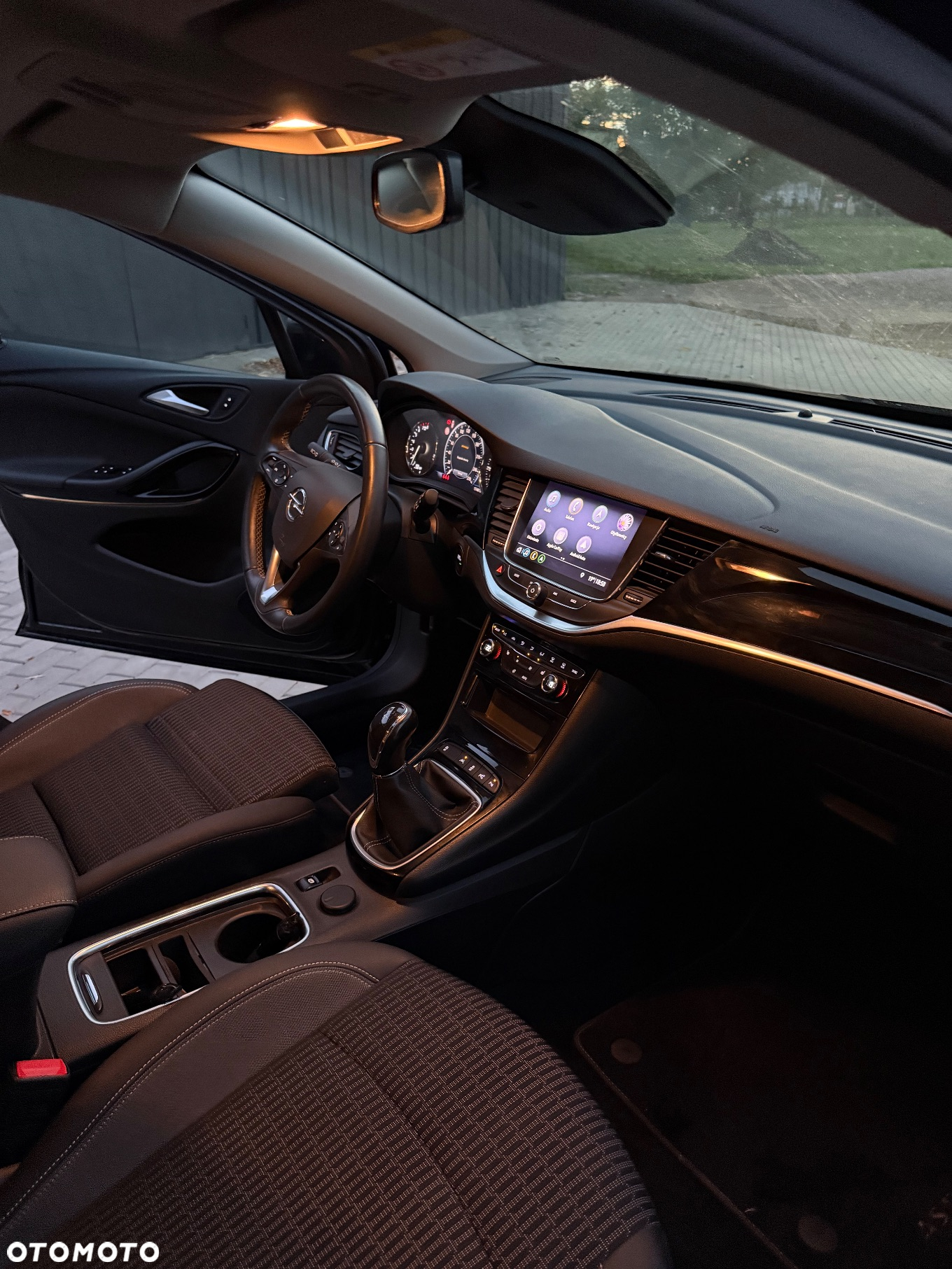 Opel Astra V 1.2 T Ultimate S&S - 16