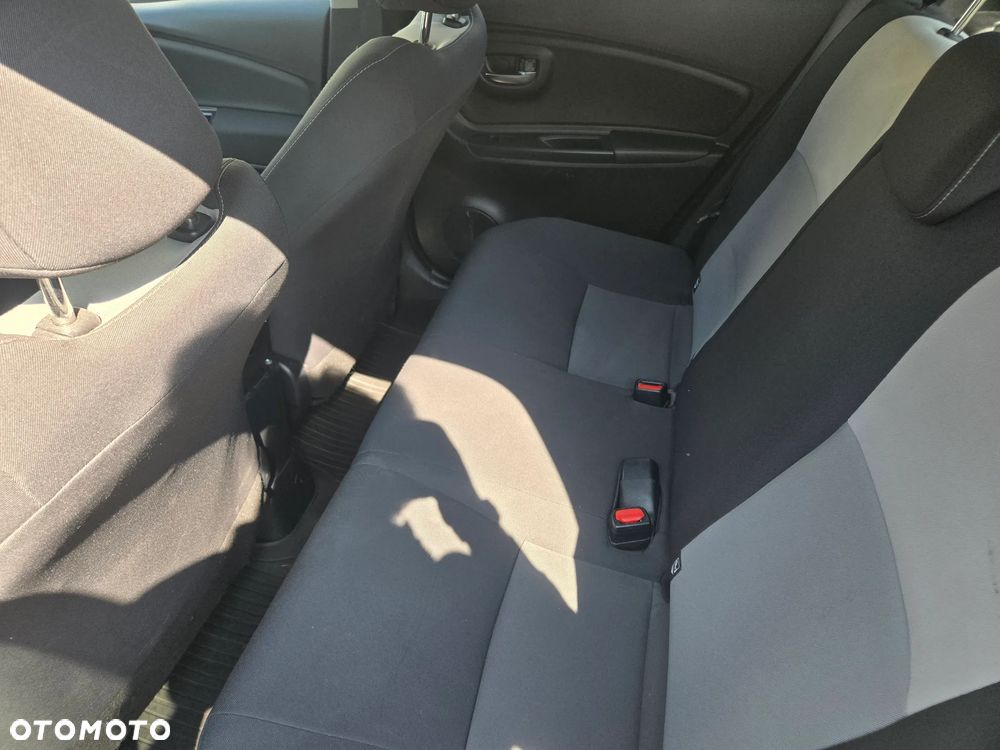 Toyota Yaris 1.5 Premium - 19
