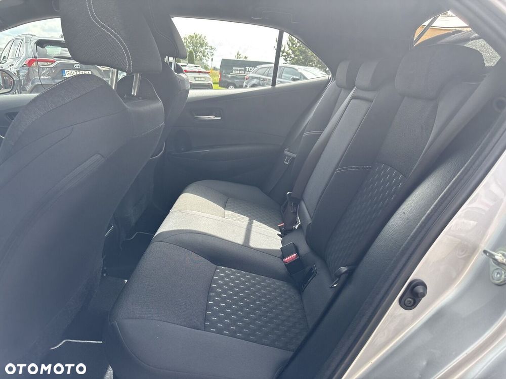 Toyota Corolla 1.8 Hybrid Comfort - 18