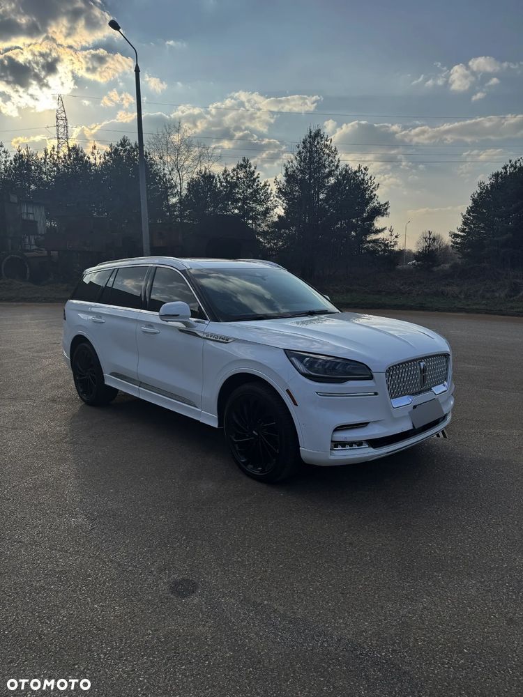 Lincoln Aviator - 6