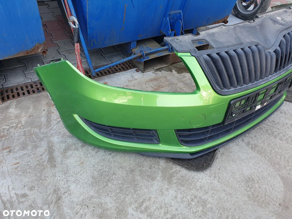 ZDERZAK PRZÓD FABIA II LIFT KOD LAKIERU 9585 - 2