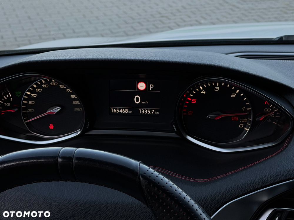 Peugeot 308 BlueHDi FAP 180 EAT8 Stop & Start GT - 27
