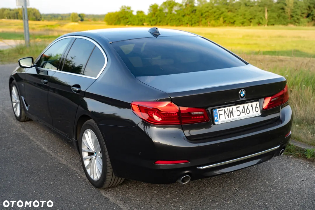 BMW Seria 5 530d Luxury Line - 3