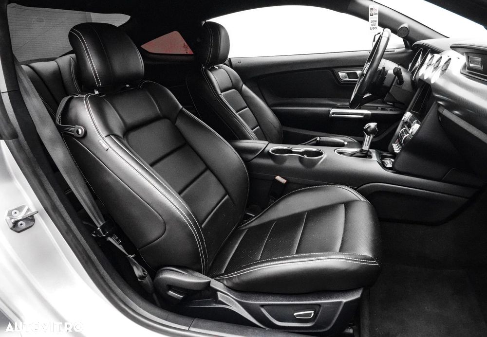 Ford Mustang 2.3 EcoBoost Aut. - 13