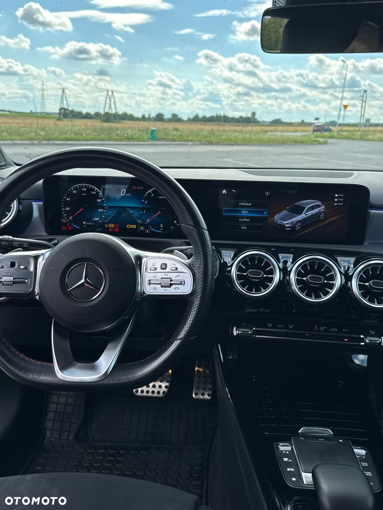 Mercedes-Benz Klasa A 180 AMG Line 7G-DCT - 16