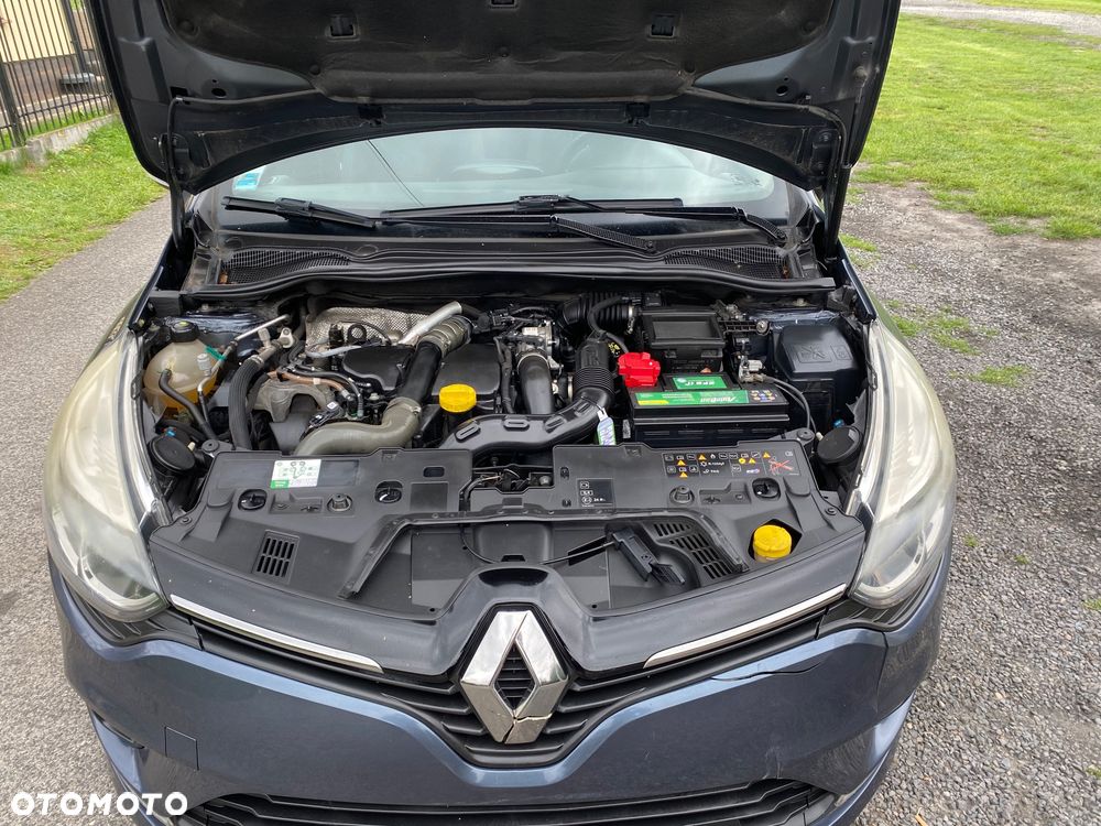 Renault Clio - 9