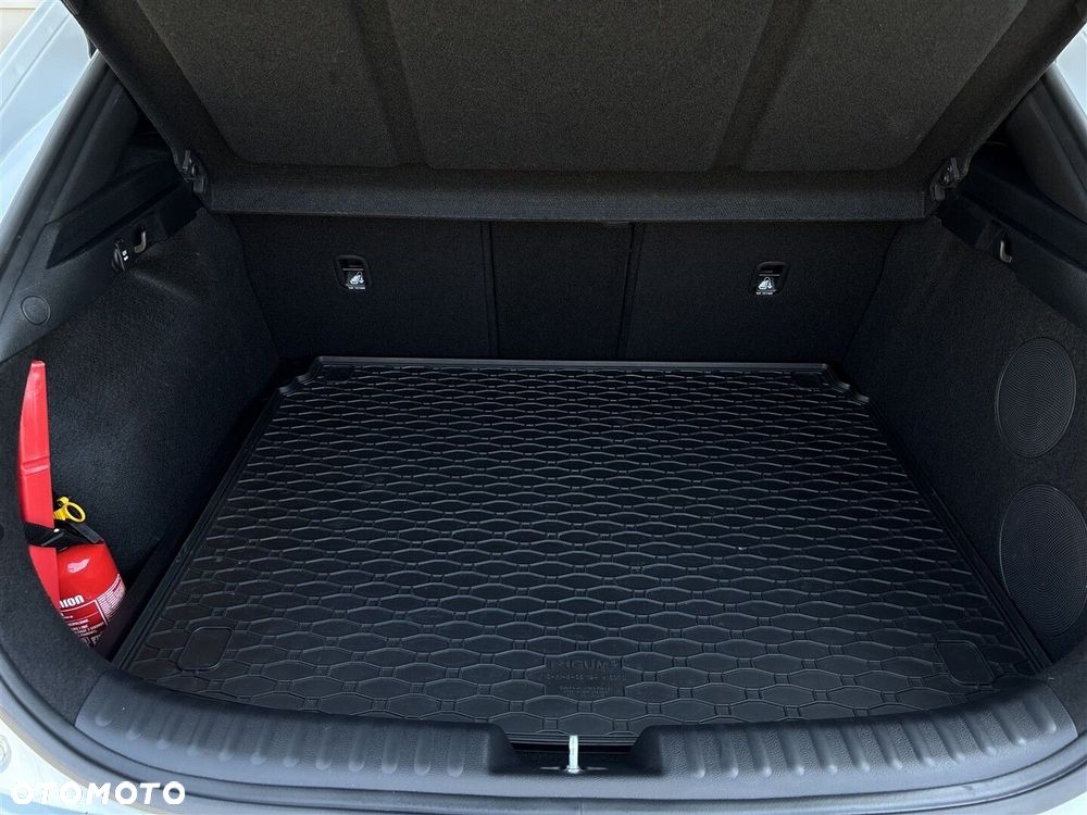 Kia XCeed 1.5 T-GDI Business Line - 10