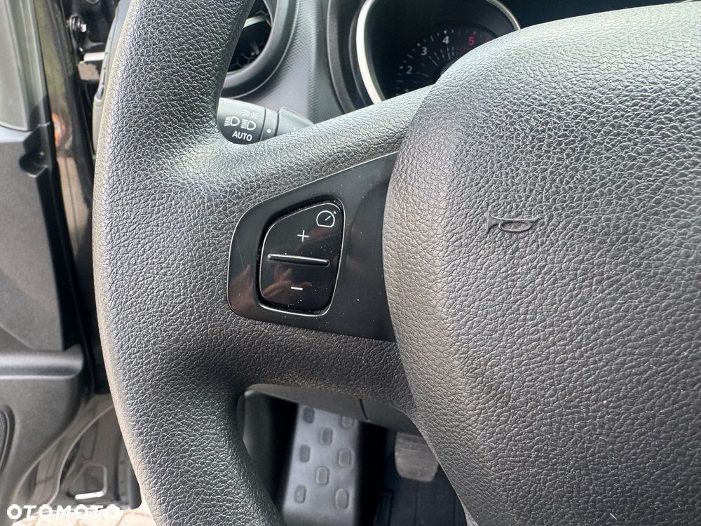 Renault Trafic - 22