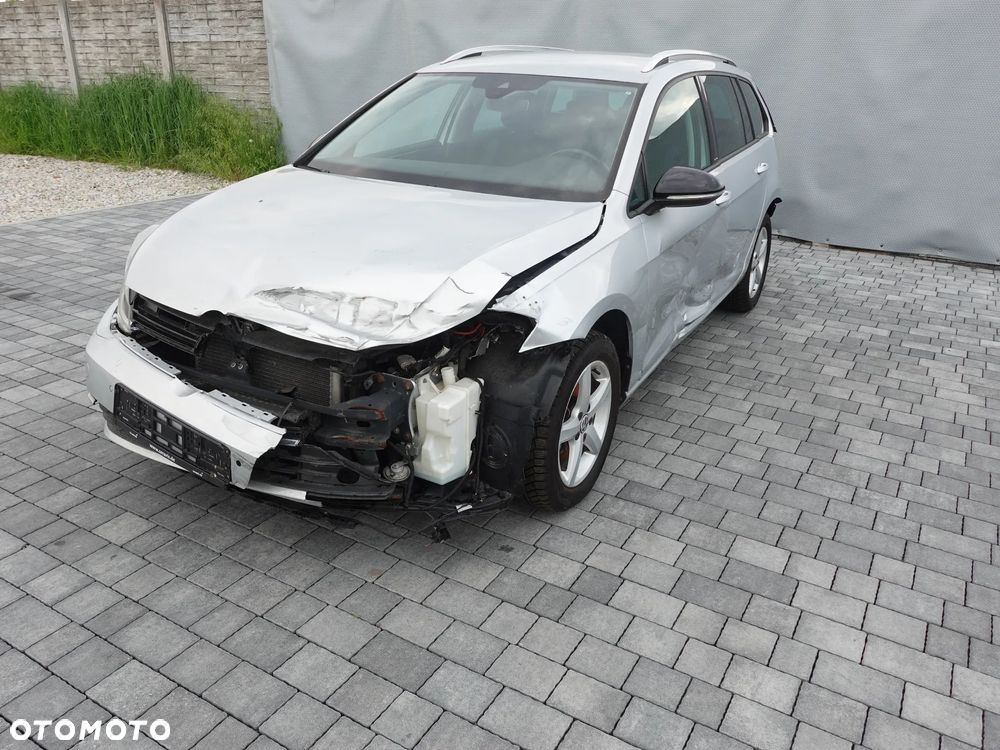 Volkswagen Golf 1.6 TDI SCR IQ.DRIVE - 15