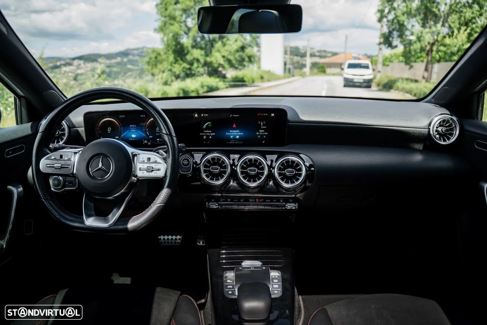 Mercedes-Benz A 250 e 8G-DCT AMG Line - 25