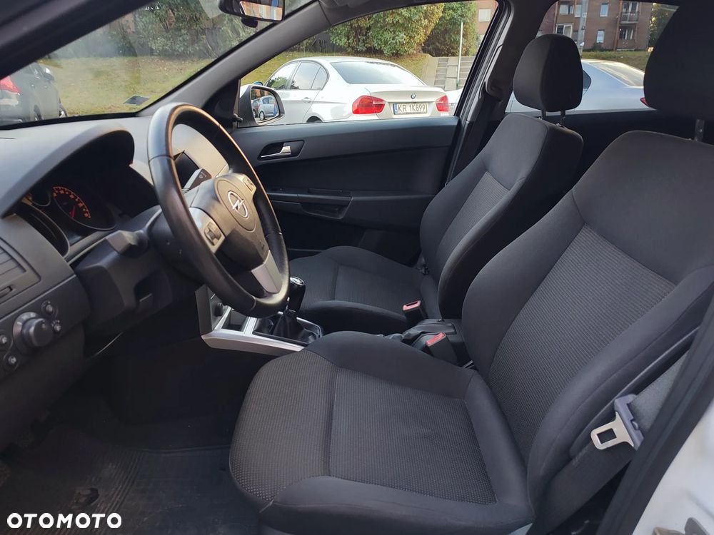 Opel Astra III 1.6 - 14