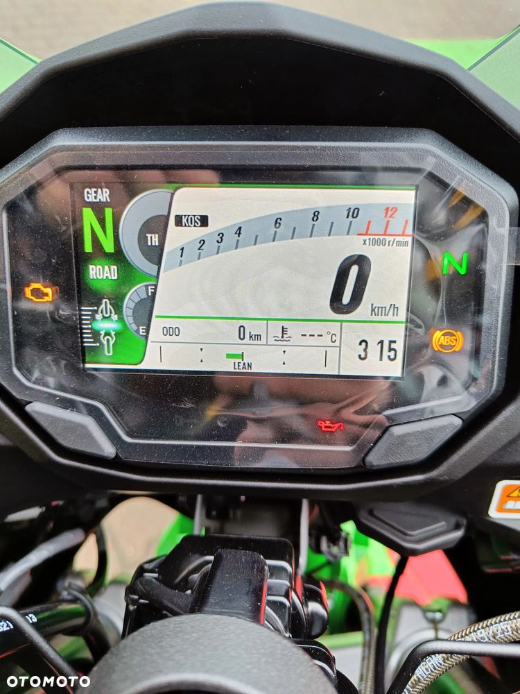 Kawasaki Ninja - 11