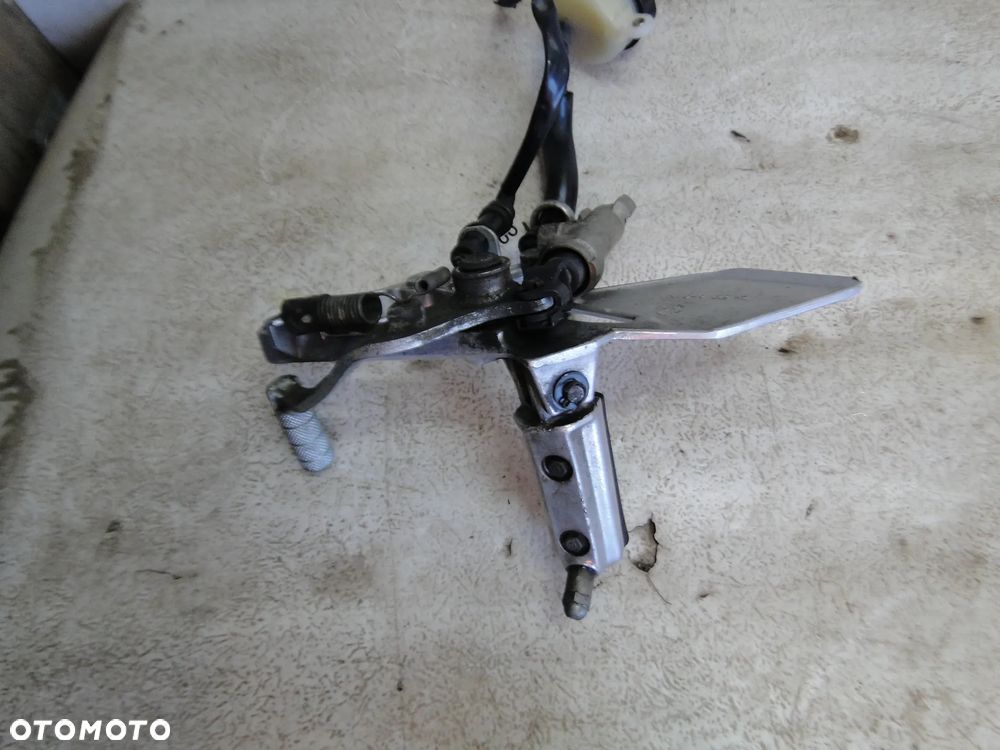 HONDA CBR 600F F3 STOPKA PODNÓŻEK PRAWA POMPA HAMULCOWA 94-98r EUROPA - 5